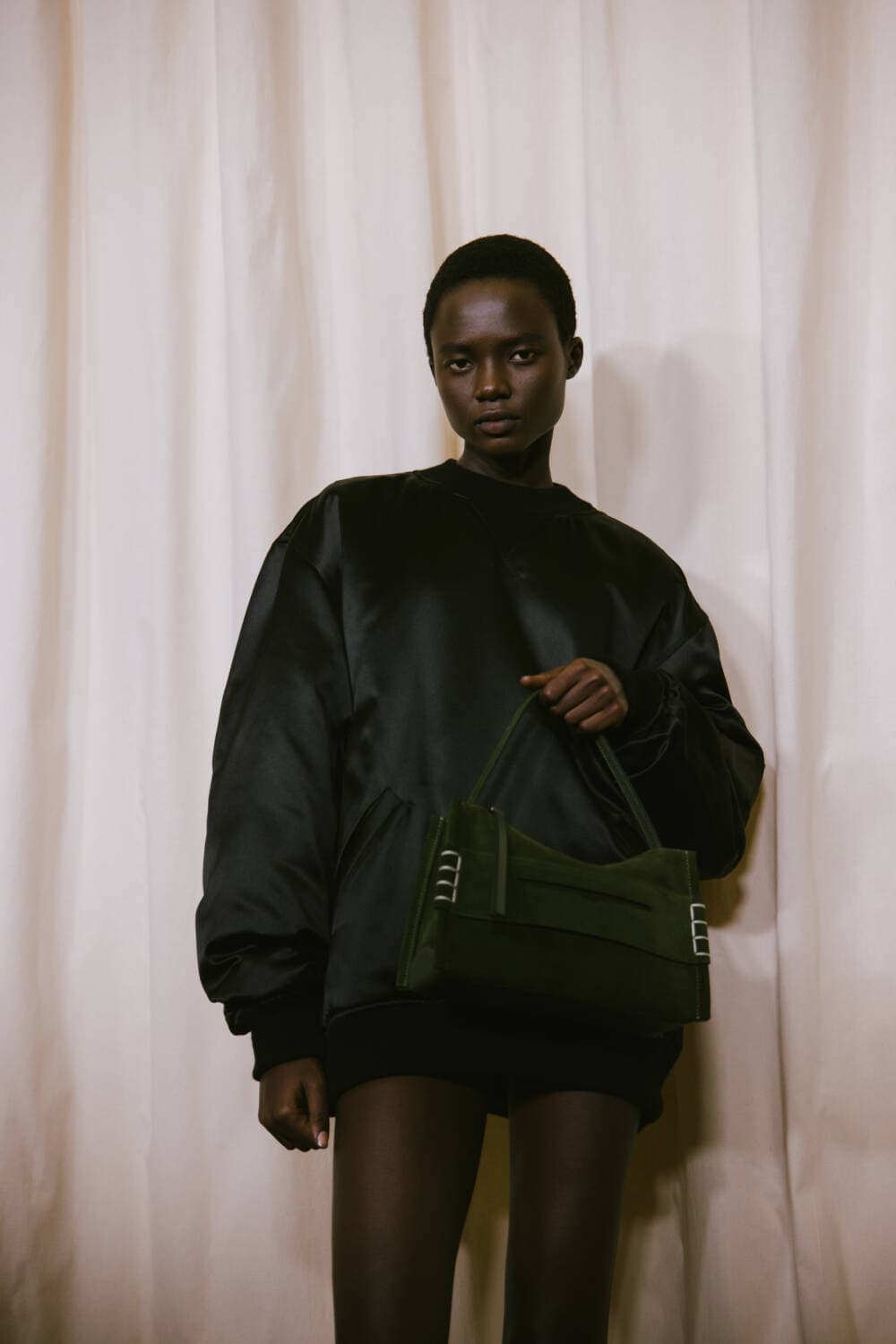 トップス JW Anderson ss25 JW Anderson: Ready-To-Wear SS25 - 10 Magazine